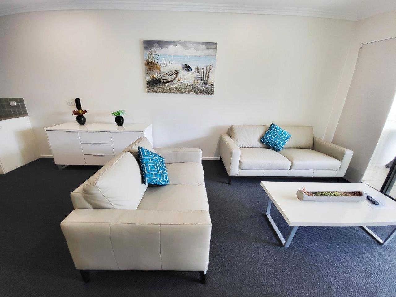 Aparthotel Eden By The Bay Hervey Bay Exterior foto
