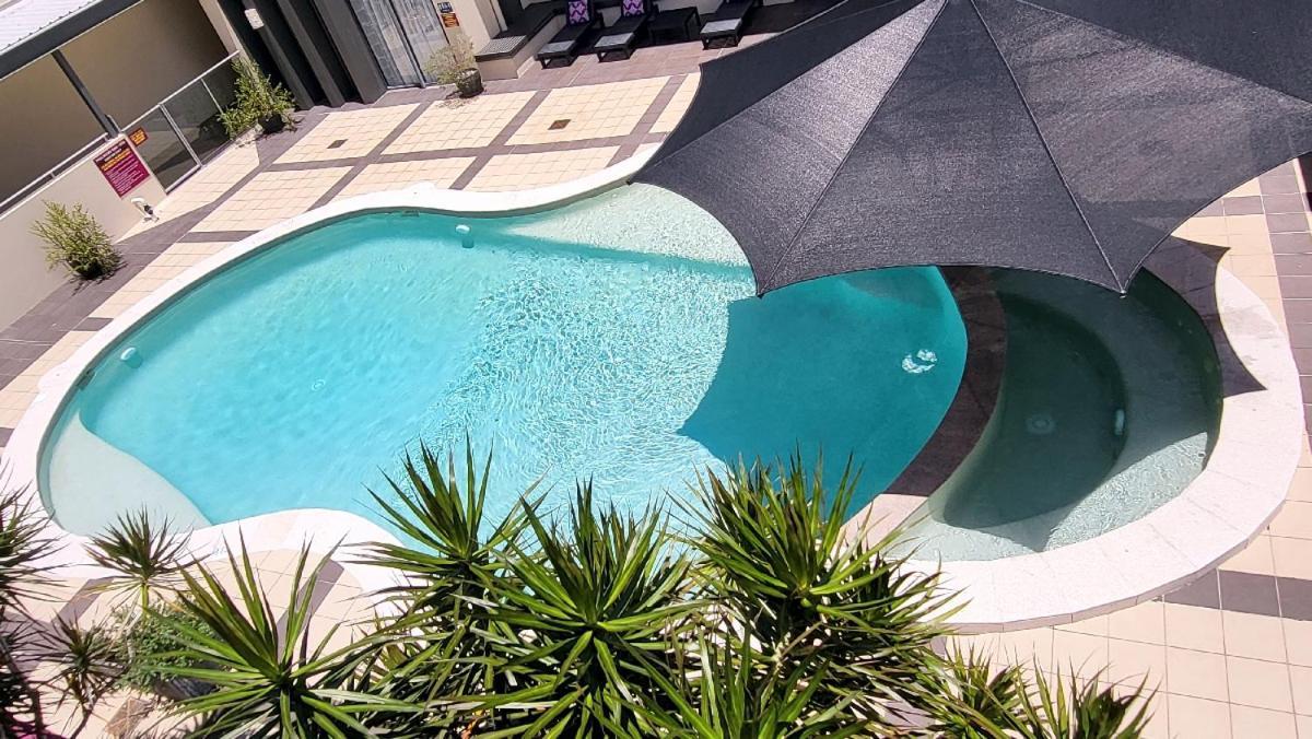 Aparthotel Eden By The Bay Hervey Bay Exterior foto
