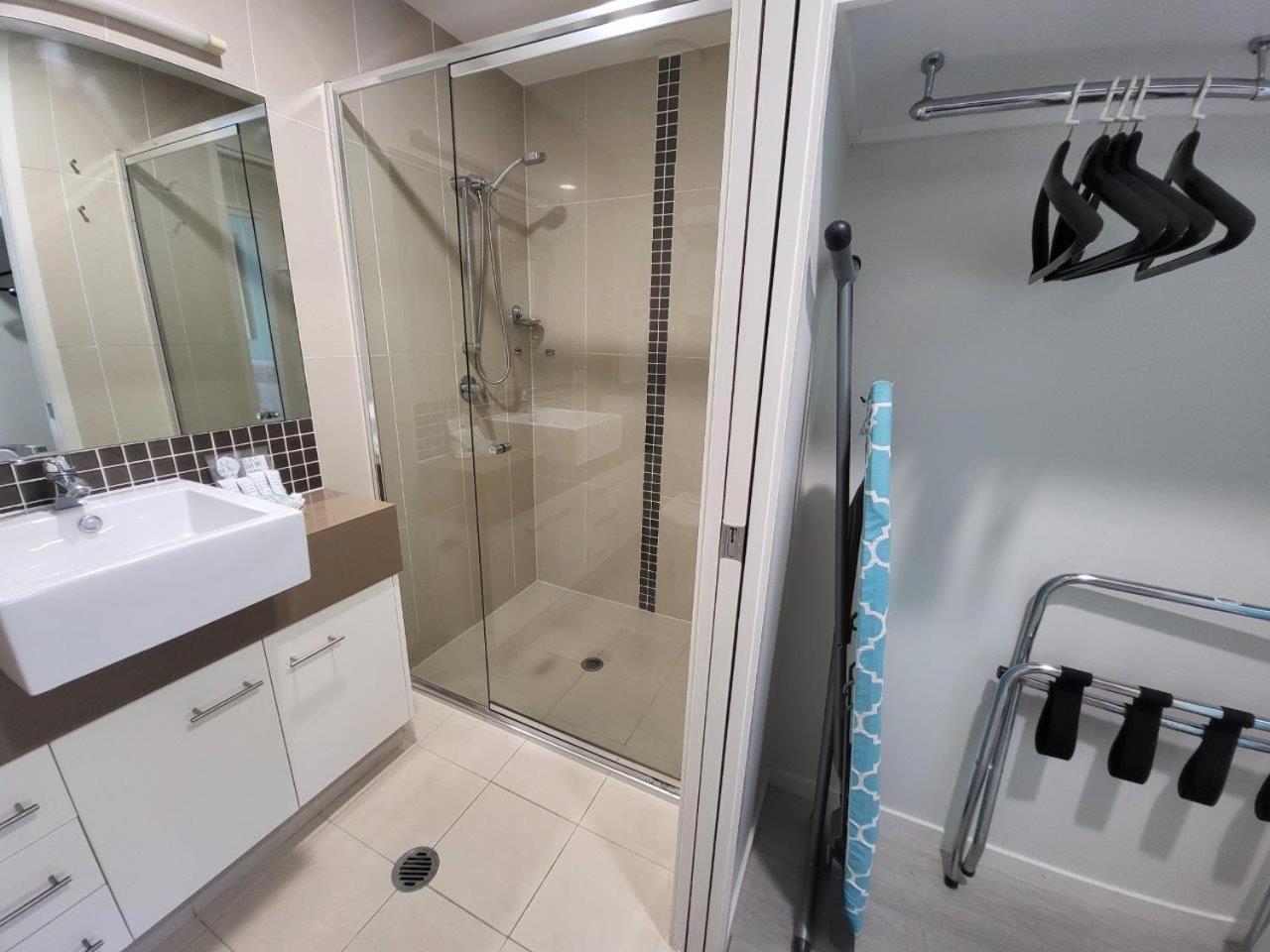 Aparthotel Eden By The Bay Hervey Bay Exterior foto